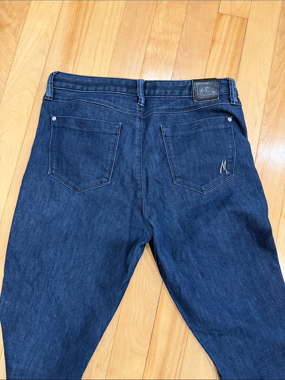 GUESS by Marciano High Skinny Dark Wash Jeans – Size 28